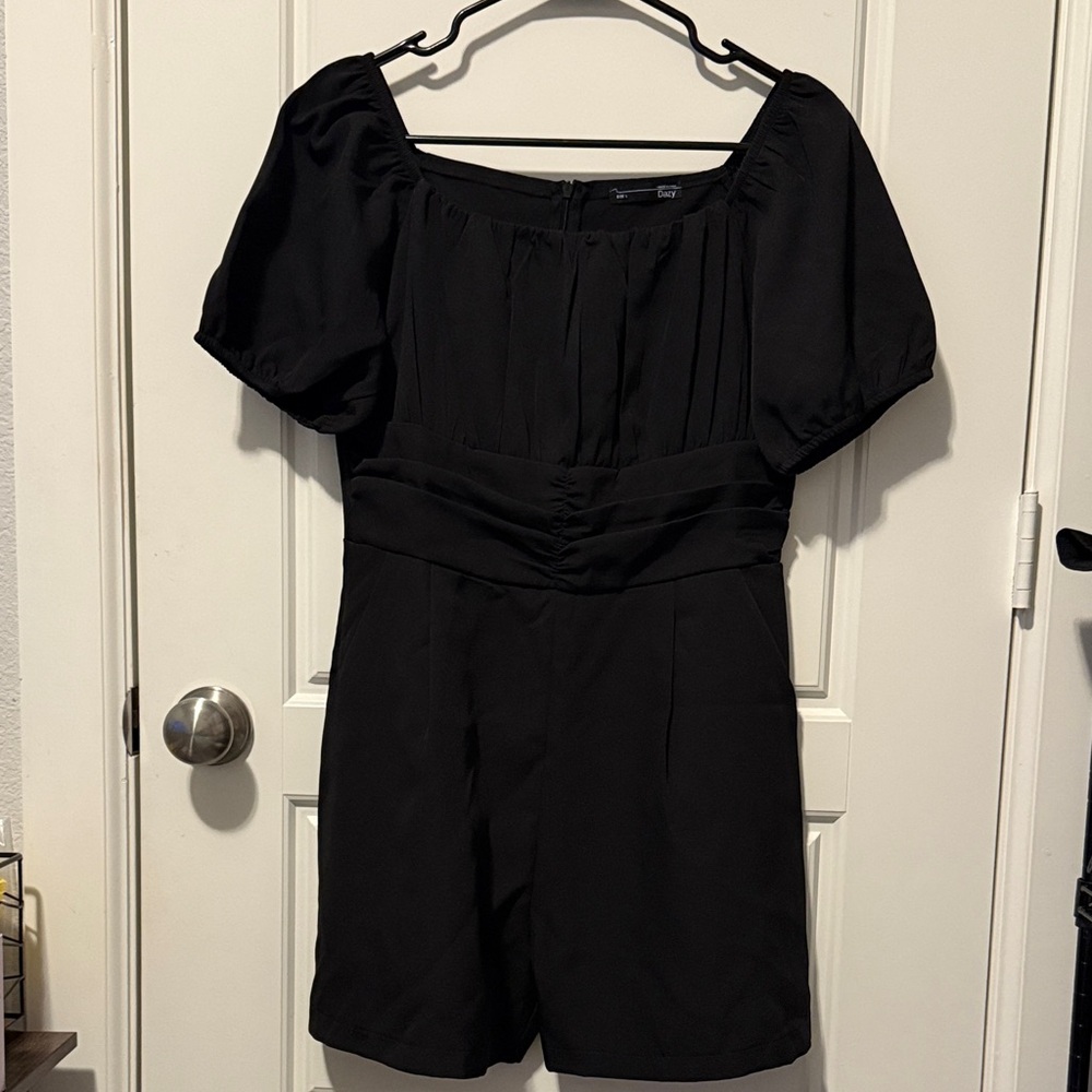 Square Neck Puff Sleeve Black Romper